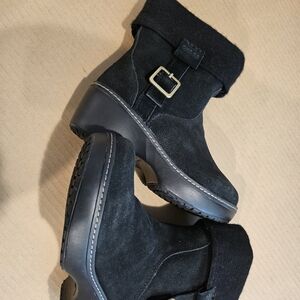 CROCS Black Suede Boots with Gold Buckle